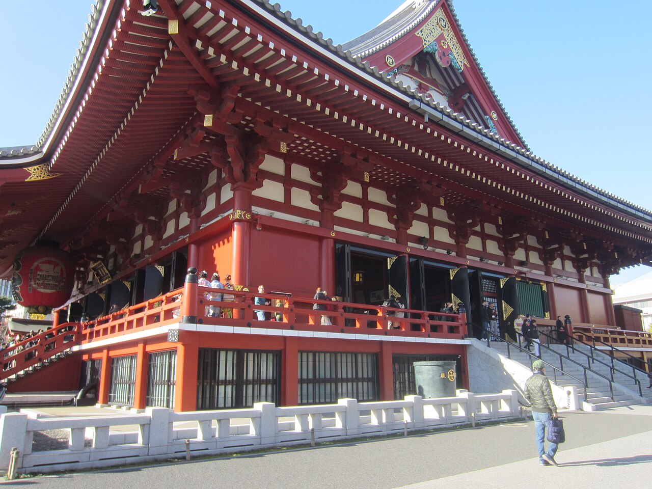 Salão principal do templo Senso-ji, em Tóquio.